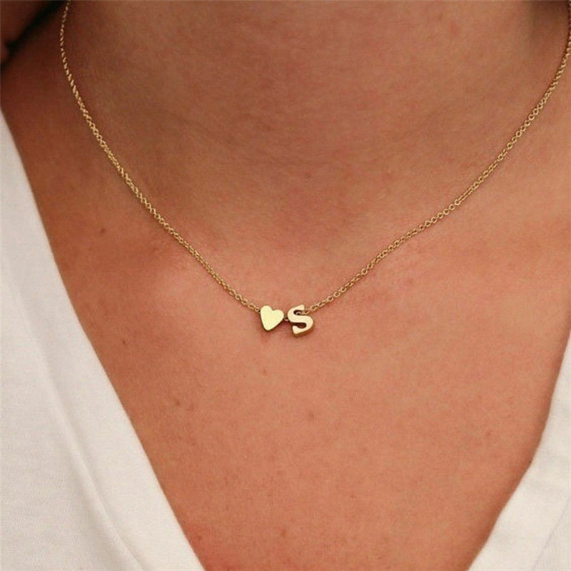 naam ketting met de initiaal Ria | 18k Goud