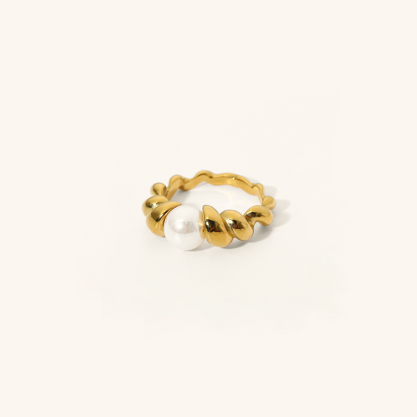 Scarlett ring met zoetwaterparels | 18k goud