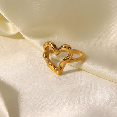 Verity Hart Ring | 18k Goud