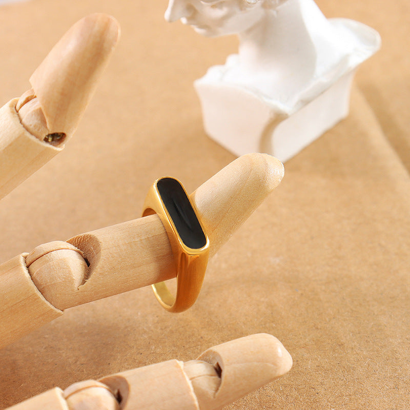 Brenda Ring met Onyx | 18K Goud