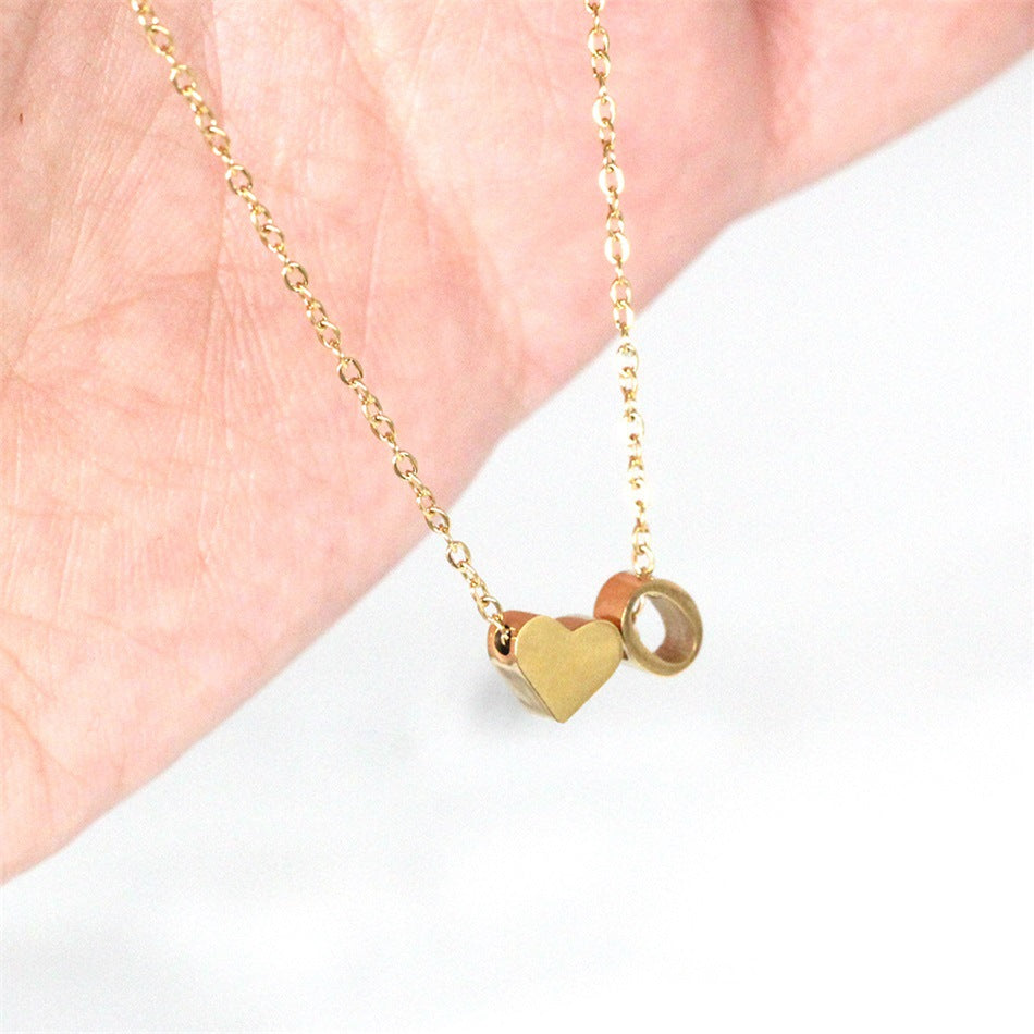 naam ketting met de initiaal Ria | 18k Goud