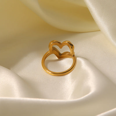 Verity Hart Ring | 18k Goud