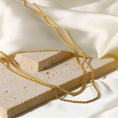 Hailey Gelaagd Hanger | 18k Goud